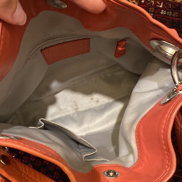 Coral salmon genuine leather coach purse and matching wallet - Picture 4 of 8
